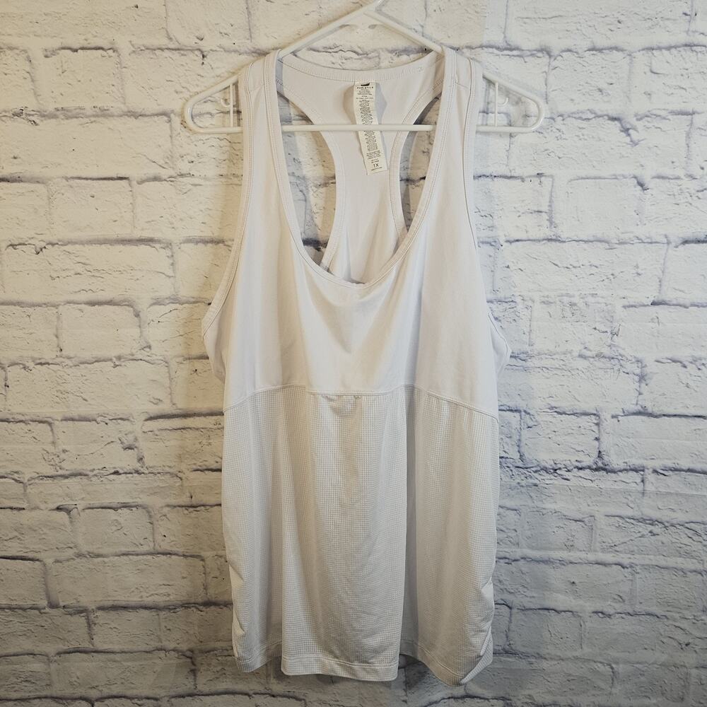 Fabletics Racerback Tank Top Womens 1X White Polyester Blend Athleisure Workout - Picture 1 of 5
